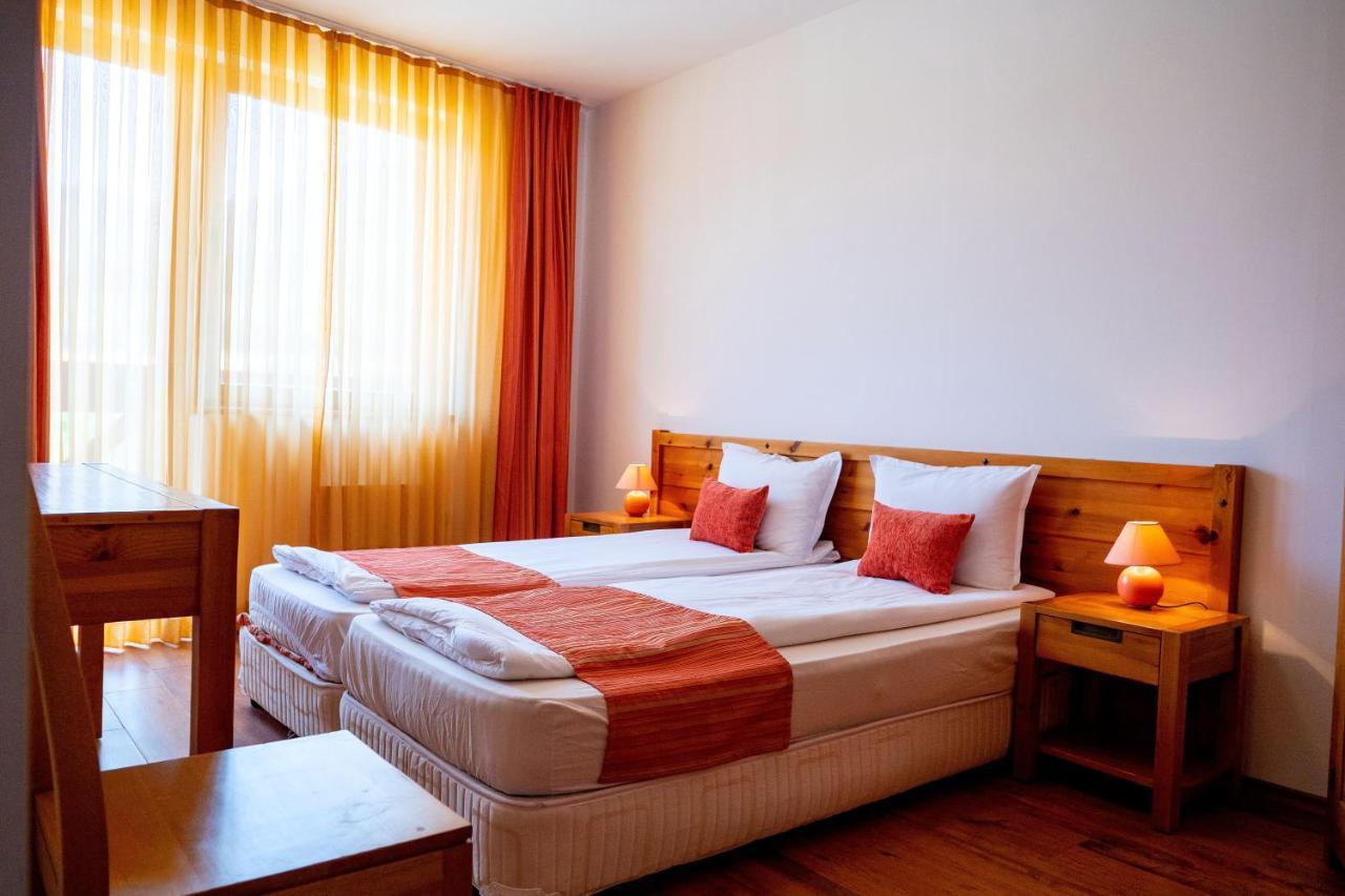 Two Bedroom Apartments In Murphys Lodge Bansko Eksteriør bilde