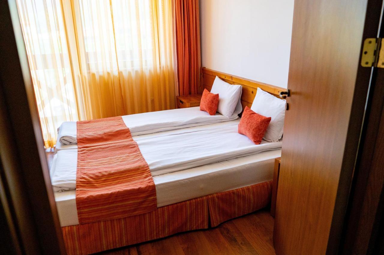Two Bedroom Apartments In Murphys Lodge Bansko Eksteriør bilde