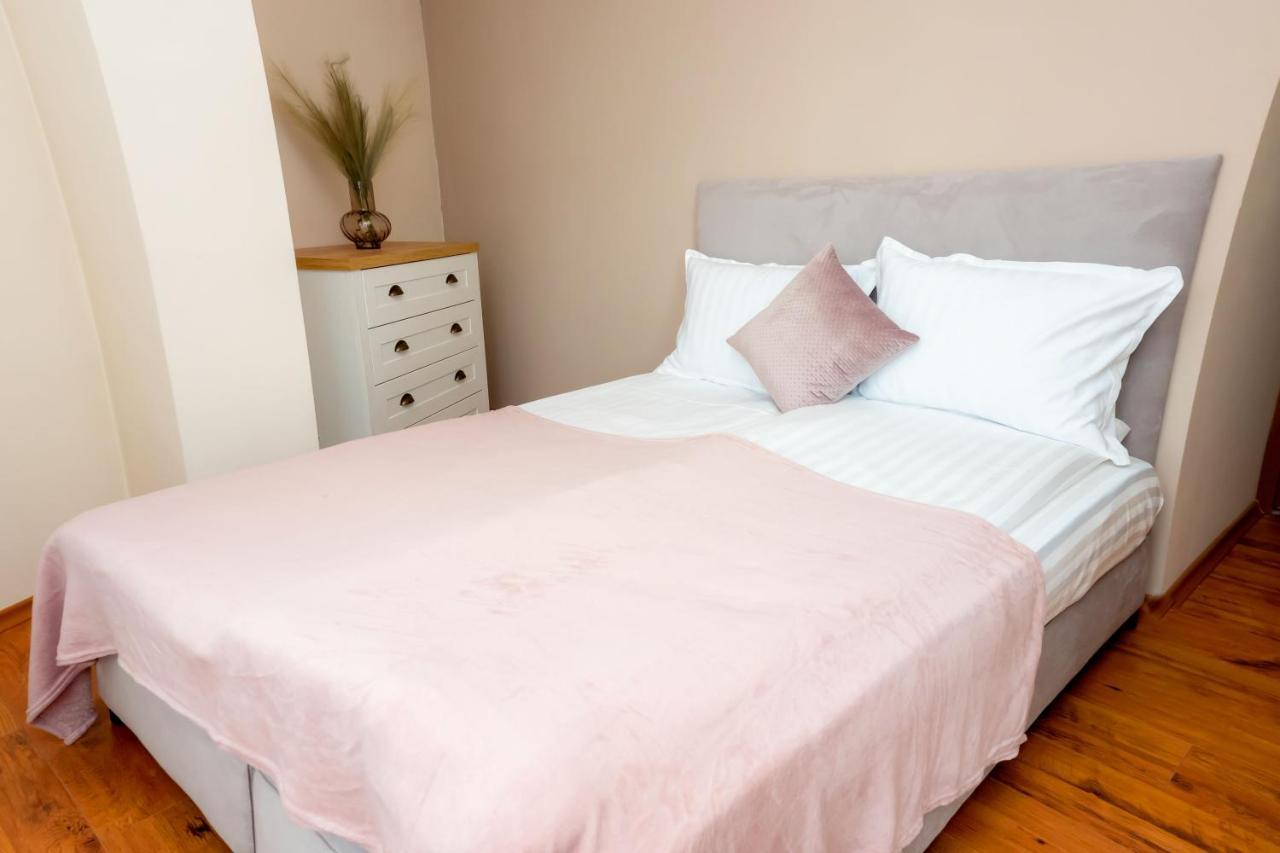 Two Bedroom Apartments In Murphys Lodge Bansko Eksteriør bilde