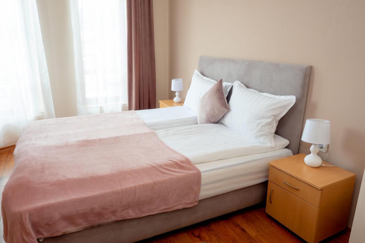Two Bedroom Apartments In Murphys Lodge Bansko Eksteriør bilde